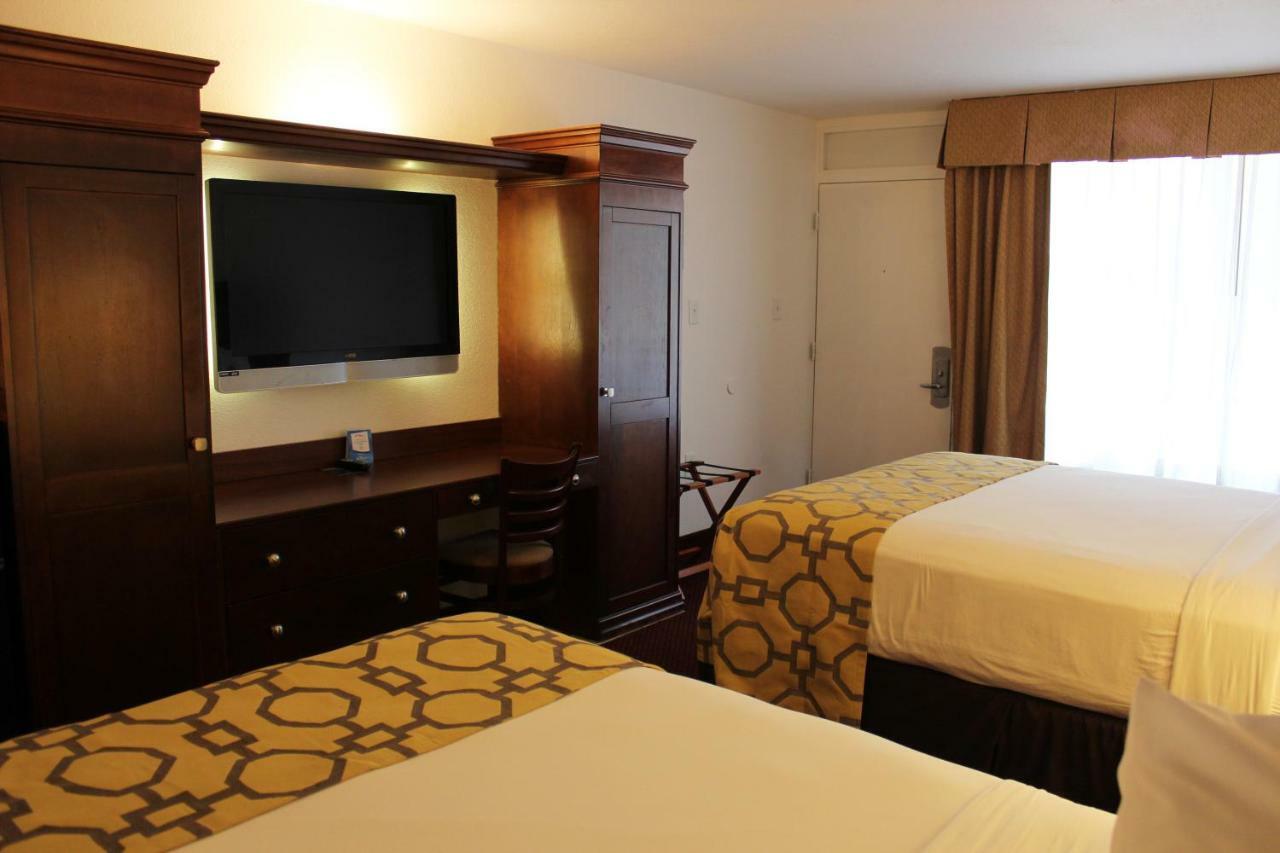 Baymont By Wyndham Celebration Hotel Kissimmee Eksteriør billede